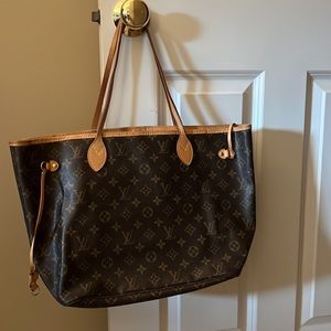 Authentic Louis Vuitton Neverfull MM